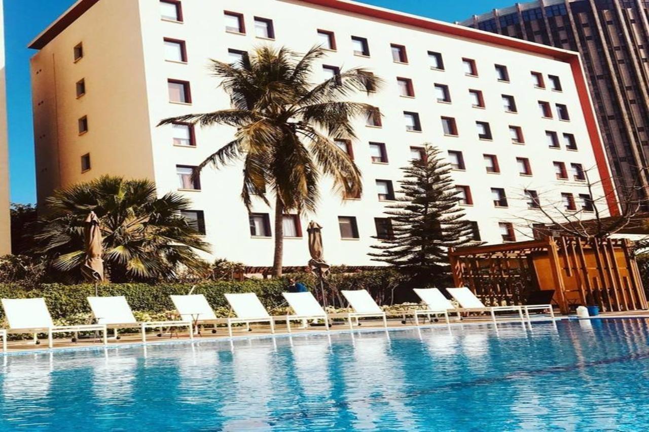 Hotel Ibis Styles Dakar Exterior foto