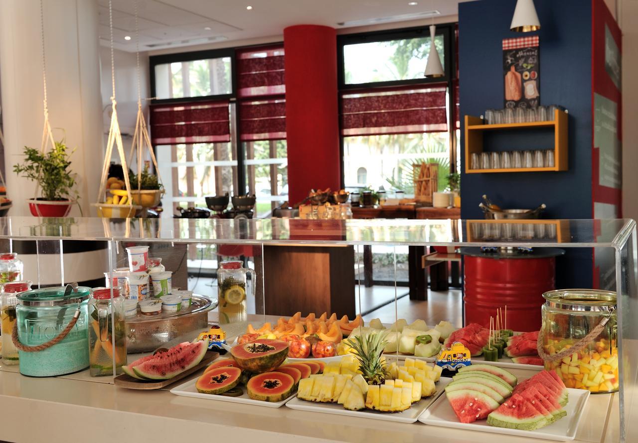 Hotel Ibis Styles Dakar Exterior foto