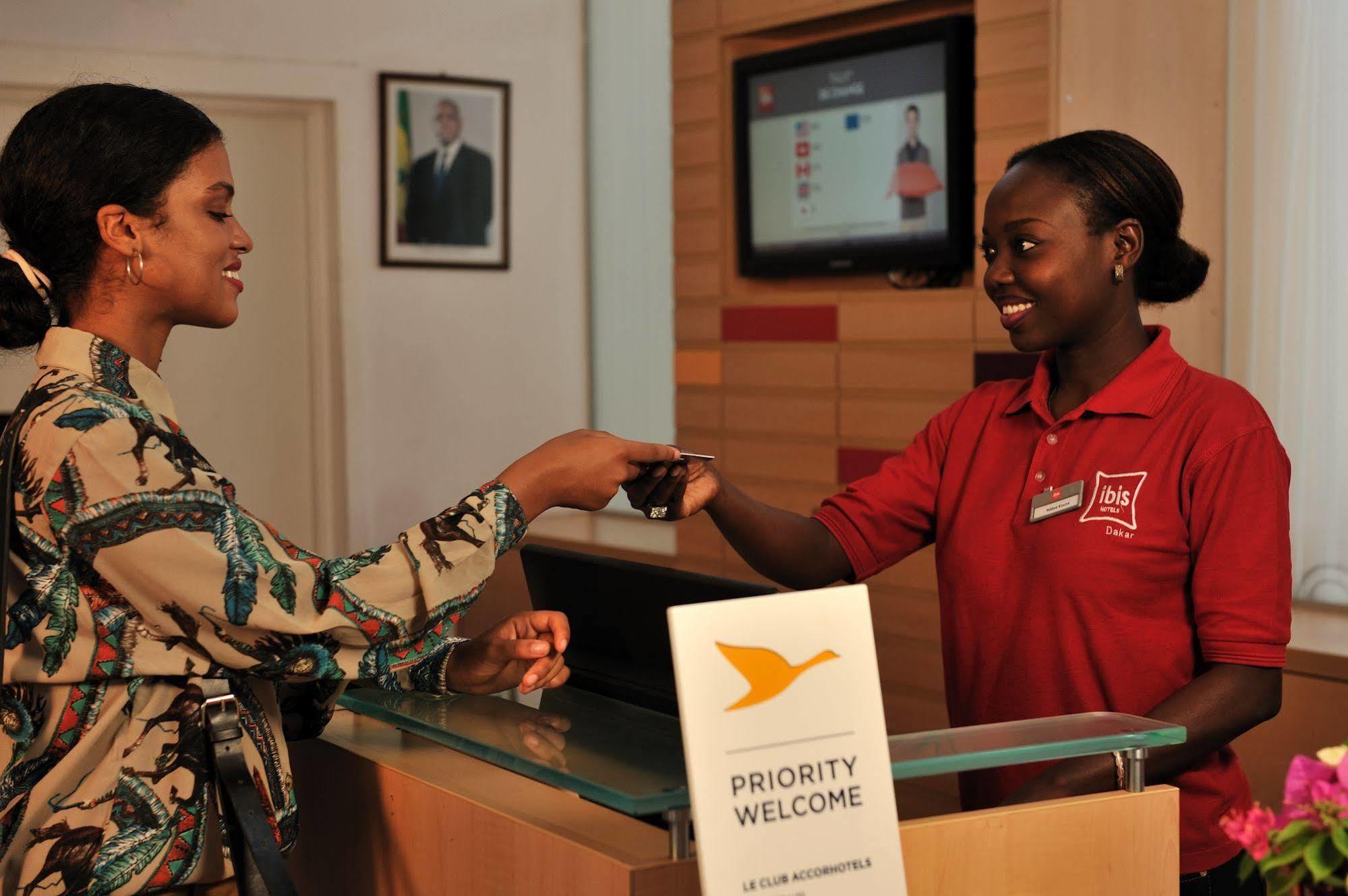 Hotel Ibis Styles Dakar Exterior foto